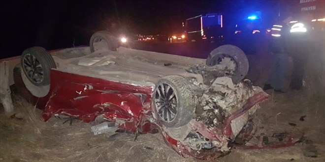 Isparta'daki trafik kazasnda 1 kii yaamn yitirdi, 1 kii yaraland