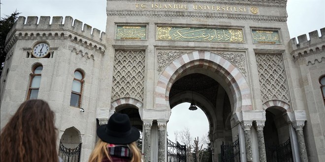 stanbul niversitesi'nde ziyareti girilerine kstlama