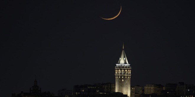 Galata Kulesi ziyarete kapand