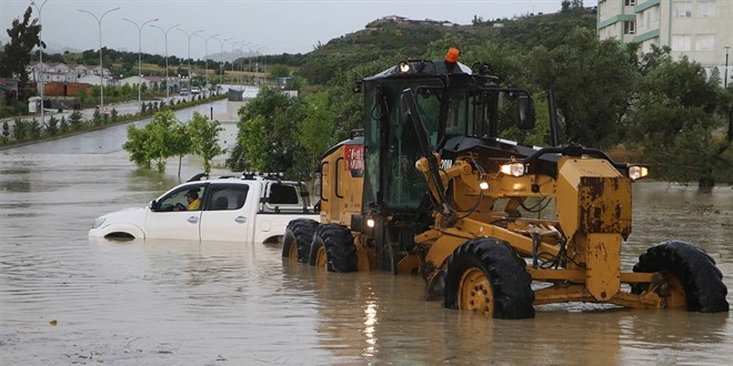 Hatay'da saanak nedeniyle 2 ilede eitime ara verildi