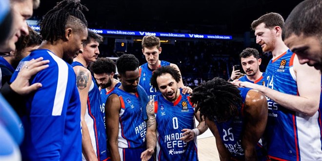 Anadolu Efes, play-off'ta 27. kez finalde