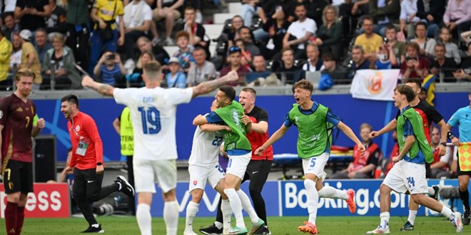 Belika, EURO 2024'teki ilk manda Slovakya'ya yenildi