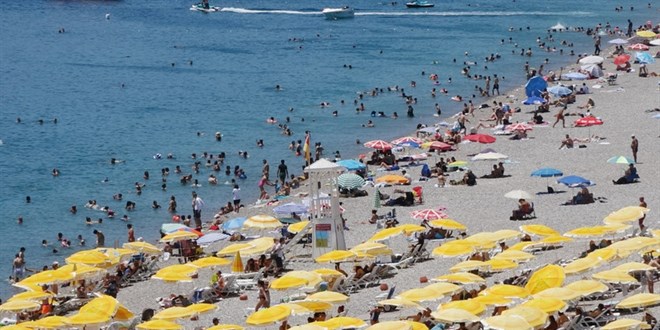 Antalya'da scaklk 41 dereceyi buldu