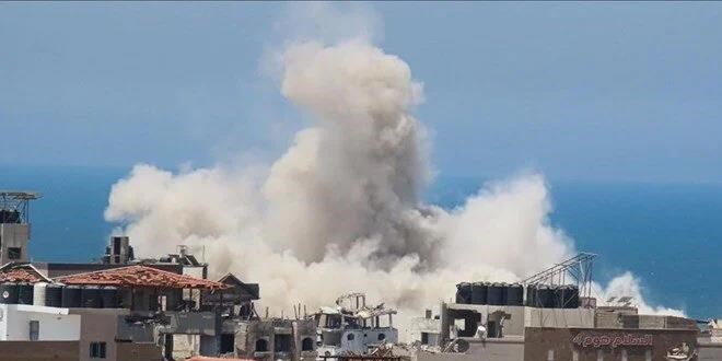 srail Gazze'de iki evi bombalad: 10 kii ld, 27 kii yaraland