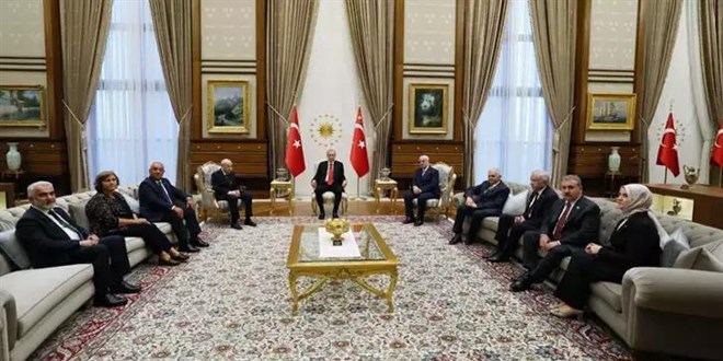 Cumhurbakan Erdoan, siyasetileri kabul etti