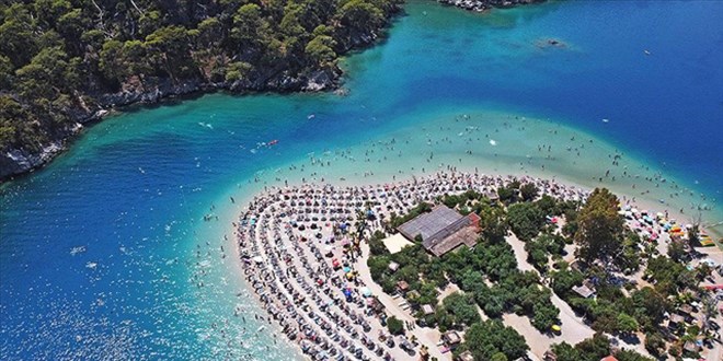 Trkiye'nin turizm geliri yln ikinci eyreinde 14,8 milyar dolar at