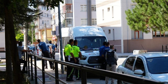 Kastamonu'da madde bamls deheti: 1 polis ehit