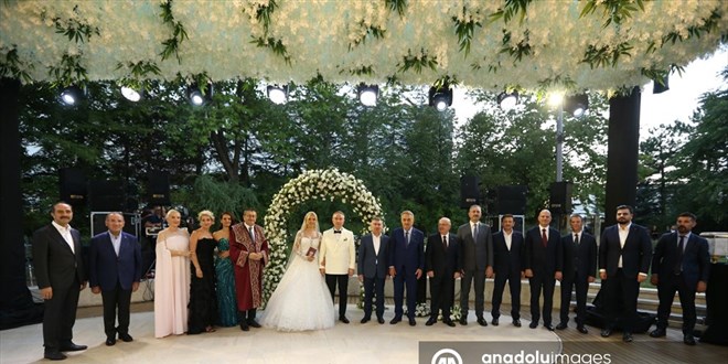 AK Parti Ankara Milletvekili Murat Alparslan ile Serap Gndz evlendi