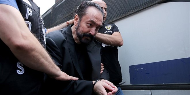 Adnan Oktar su rgt yesi 2 firari Yunanistan'a kaarken yakaland