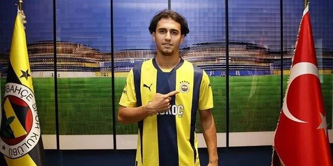 Fenerbahe, gen stoper Yiit Fidan' kadrosuna katt