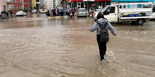 Bat Karadeniz'in i kesimleri iin saanak uyars