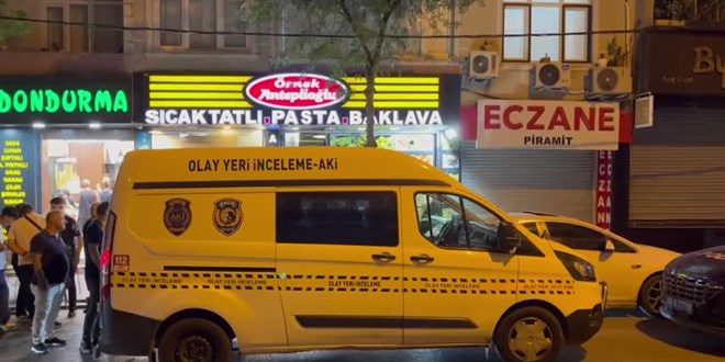 Kkekmece'de eini baklayarak ldren koca gzaltna alnd