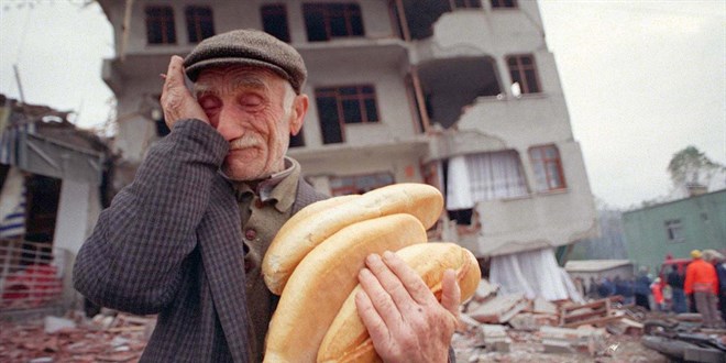 17 Austos depreminin zerinden eyrek asr geti