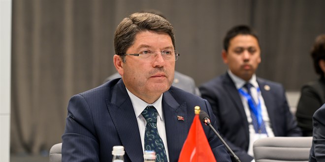 Bakan Tun: FET ile mcadelemizde karde Kazak yetkililerin desteini bekliyoruz