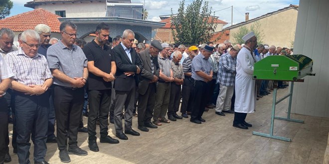 Okulda kalp krizi geiren ocuk topraa verildi