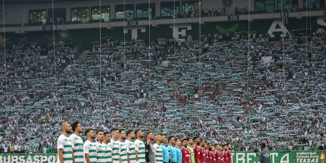 Bursaspor 3. Lig tarihinin seyirci rekorunu krd