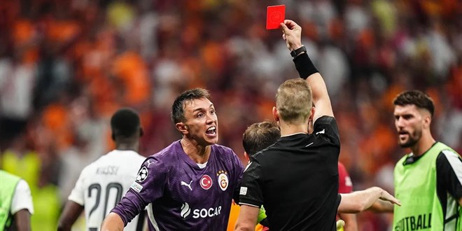 UEFA'dan Fernando Muslera'ya 3 ma ceza