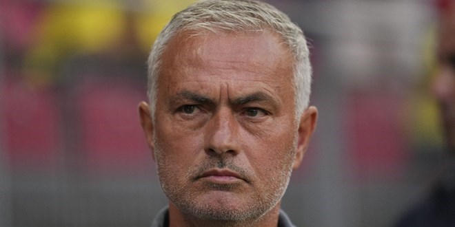 Jose Mourinho: 3 puan almak iin oynayacaz