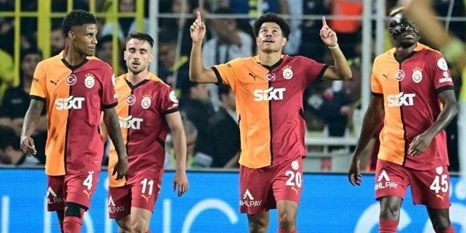 Galatasaray'n derbiye zel The Special Three tirtleri satta