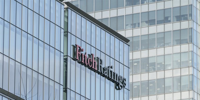 Fitch, faiz indirimi iin tarih verdi