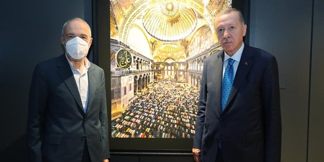 Cumhurbakan Erdoan 'Ayasofya Fotoraflar' sergisini ziyaret etti