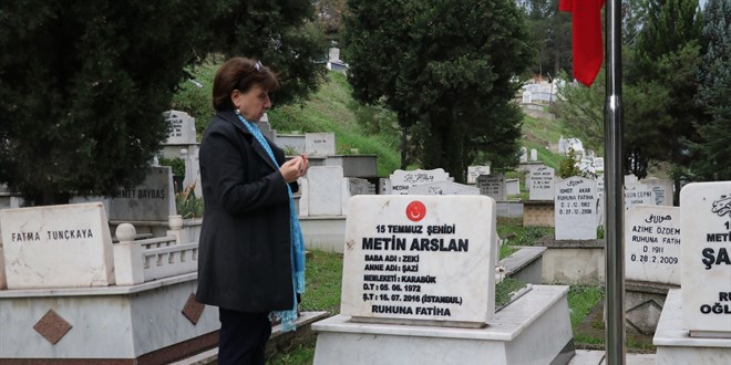 15 Temmuz ehidinin ablalar 'FET eleba hesap vermeden ld' iin zgn