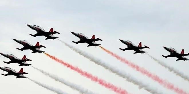 SOLOTRK, 29 Ekim Cumhuriyet Bayram iin stanbul semalarnda uacak