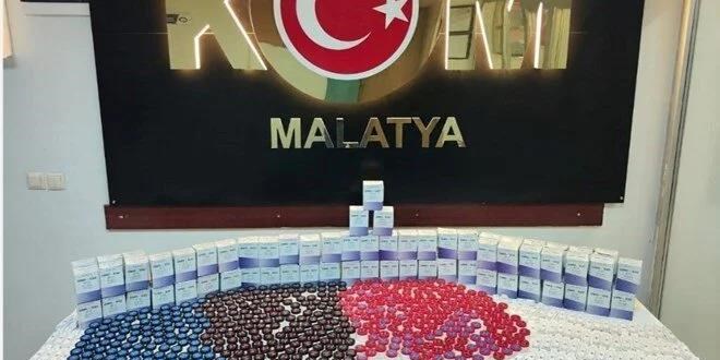 Malatya'da 2 bin 46 adet cinsel ierikli sahte rn ele geirildi