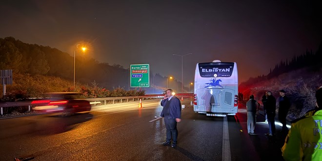 Bursa'da yolcu otobsnn arpt kadn yaamn yitirdi