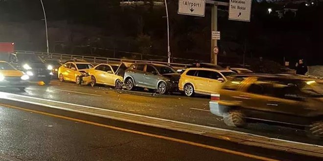 Ankara'da 8 aracn kart zincirleme kaza: 2 yaral