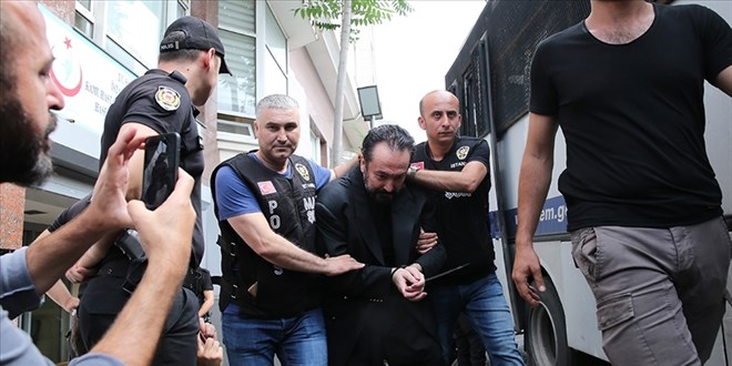 Adnan Oktar ile balantl 4 Hakim ve Savc yarglanmas balad