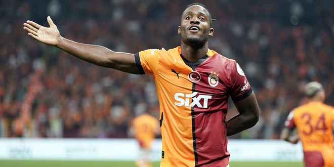 Galatasarayl futbolcu Batshuayi dolandrld