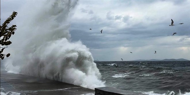 Dou Karadeniz ve Akdeniz iin frtna uyars