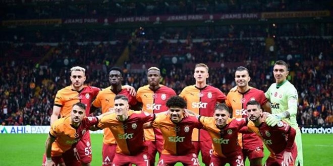 Zirve yarnda yara ald: Galatasaray evinde 2 puan brakt