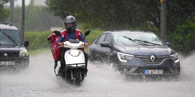 Meteoroloji uyard: Kuvvetli ya geliyor