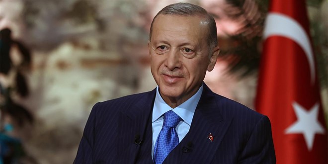 Erdoan mjdeyi verdi: KYK bursu 2025'te 3 bin liraya karlacak