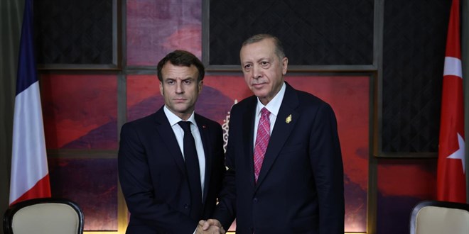 Cumhurbakan Erdoan Macron ile grt