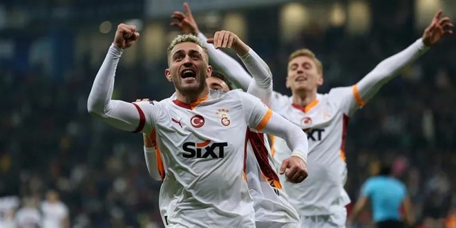 Galatasaray, Kayserispor'u 5-1'le geti; Fenerbahe'yle fark at