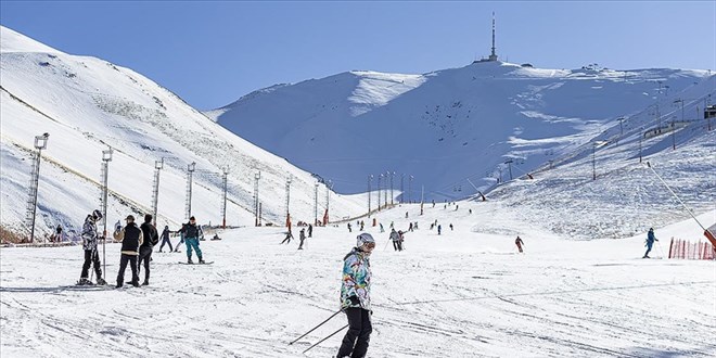 En fazla kar kalnl 128 santimetreyle Palandken'de lld