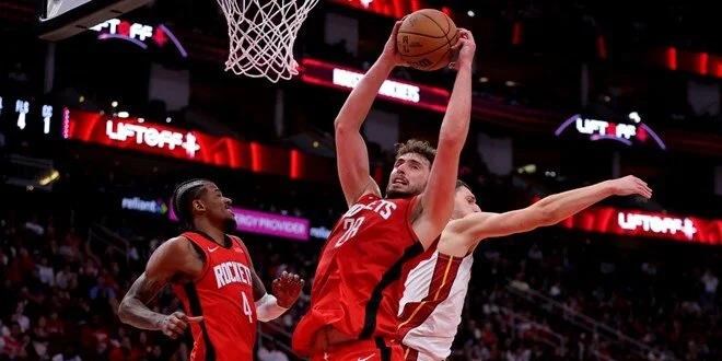 NBA'de engn'n 'double-double' performans Rockets'a yetmedi