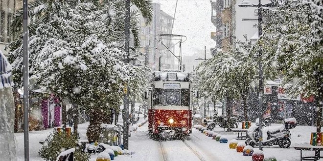 Meteoroloji tarih verdi: stanbul'a kar geliyor!