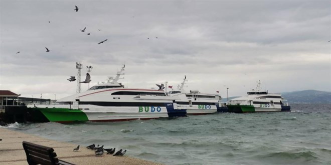 Marmara'da hava koullar nedeniyle baz seferler iptal edildi