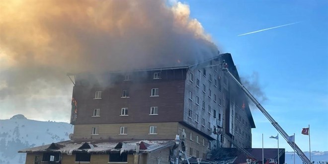 'Kartalkaya'da yanan otel yklmak isteniyor' iddiasna aklama