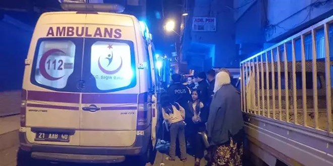 Diyarbakr'da yangn: 9'u ocuk 12 kii etkilendi