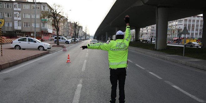 stanbul'da yarn baz yollar trafie kapatlacak