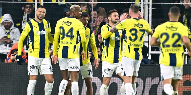 Fenerbahe, i sahada galibiyet serisini 8 maa kard