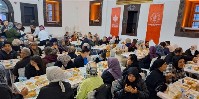 Vakflarn, Ankara'da iftar sofras kuraca yerler belli oldu