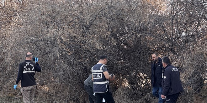 Kayseri'de bo arazide 3 kii baygn, 1 kii l bulundu