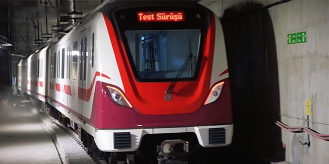 Bakan Uralolu'ndan stanbul Metro Hatt Aklamas