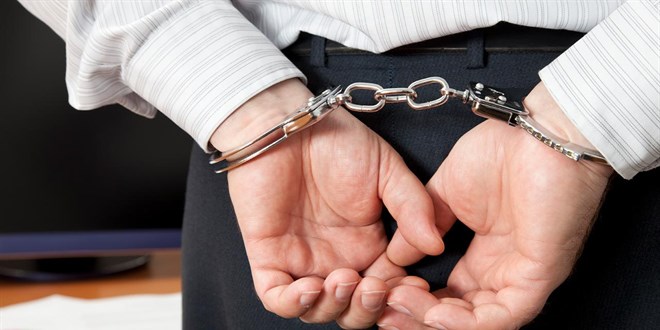 İzmir'de DEAŞ Operasyonu: 13 Şüpheli Gözaltında